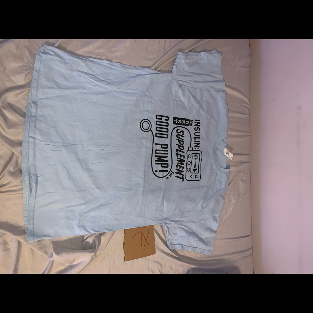 Casual shirt to wear/workout or to get dirty.